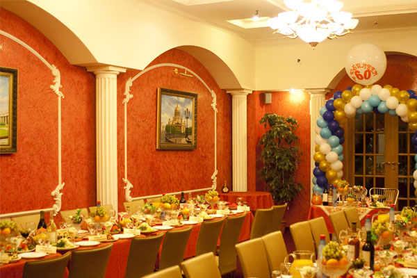 фотография зала Рестораны Петербург на 2 зала мест Краснодара